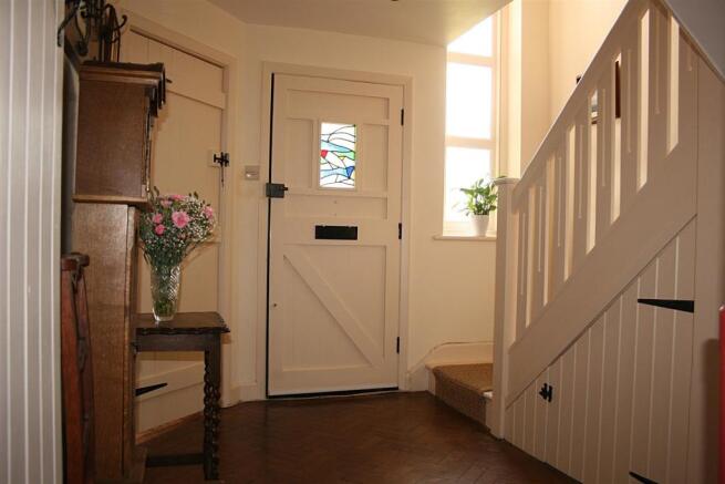 entrance hall.JPG