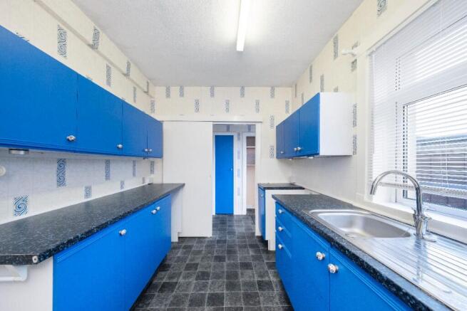 13 Westburn Avenue, Cowdenbeath, Fife, KY4 9PF photo 4