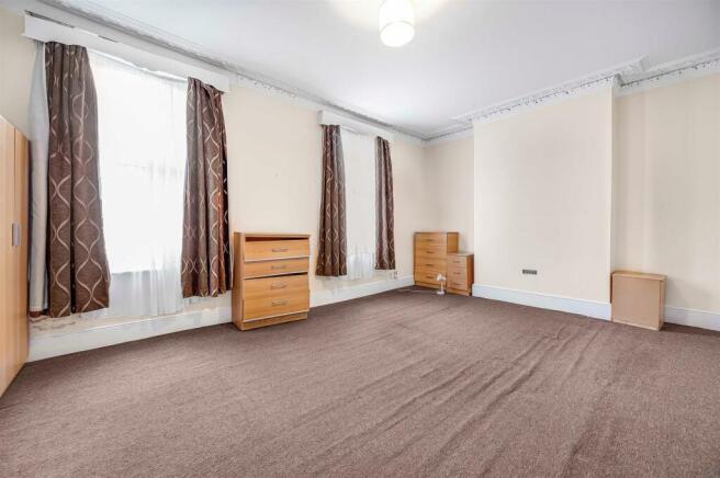 Davies___Davies_57_Victoria_Rd__Finsbury_Park__Lon