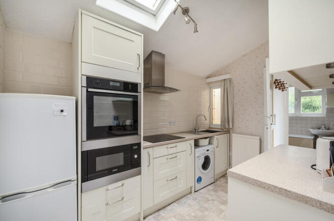 1305868-8-6846c69...