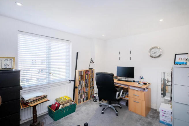 Photo 6