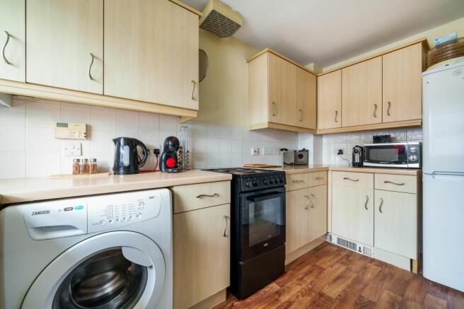 Kitchen (2)
