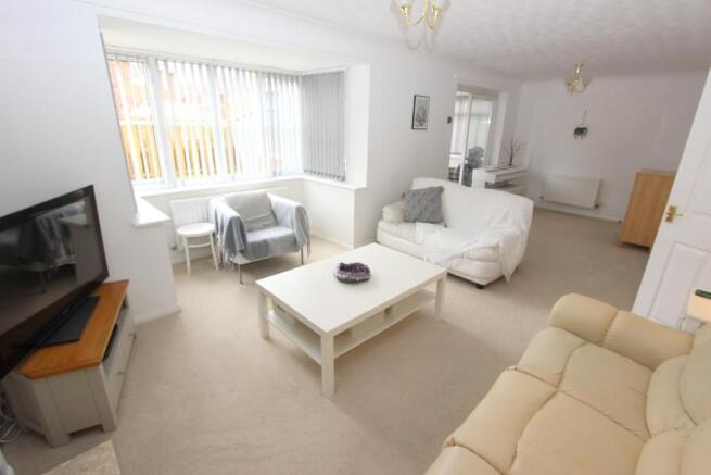 Lounge Dining Room