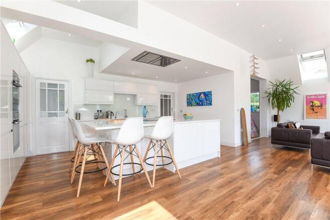 Dining Area 1B