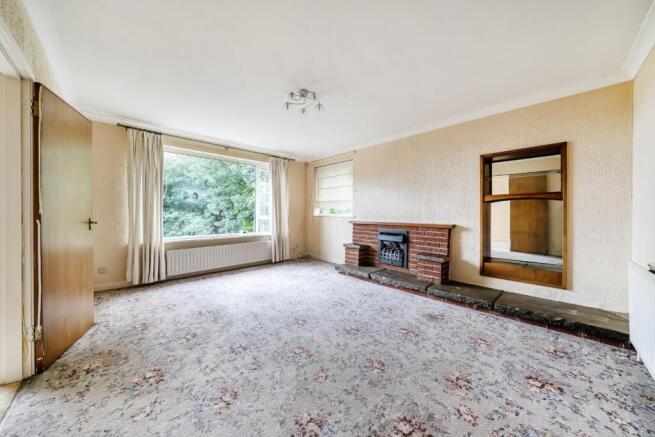 5 bed Detached for sale Image 6