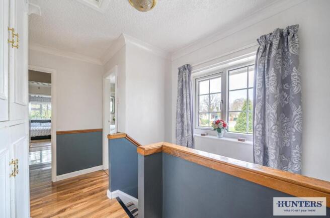 4 bed Detached for sale Image 10