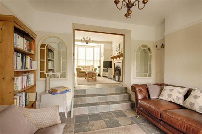 GARDEN ROOM