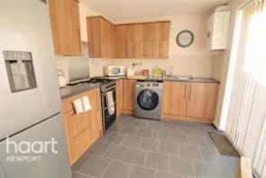 92, Gifford Close, Two Locks, Cwmbran NP44 7NY