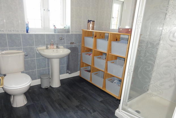 En-suite Shower Room