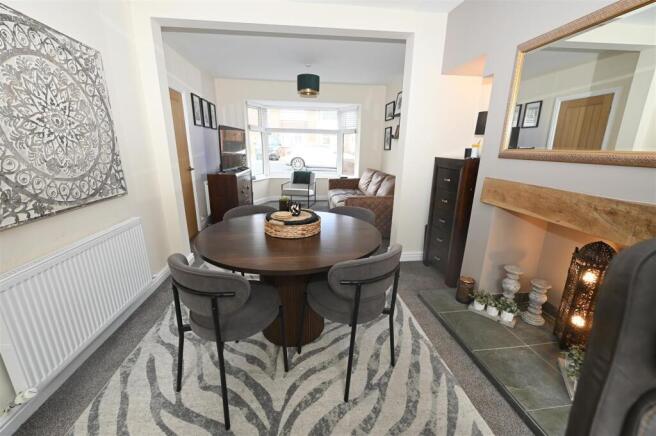 3 bed Semi-Detached for sale Image 5