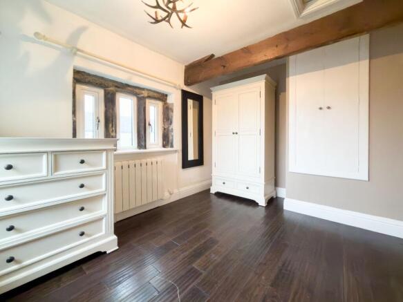 2 bed Link Detached House for sale Image 4