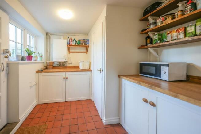 UTILITY ROOM