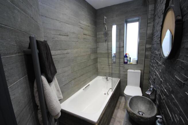 Bathroom .JPG