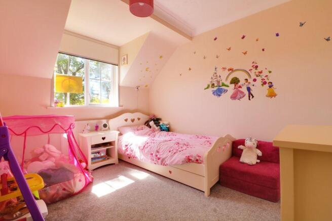 Bedroom 2 (Double)