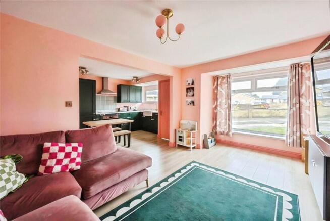 2 bed Bungalow for sale Image 4