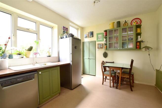 Kitchen /Breakfast Room