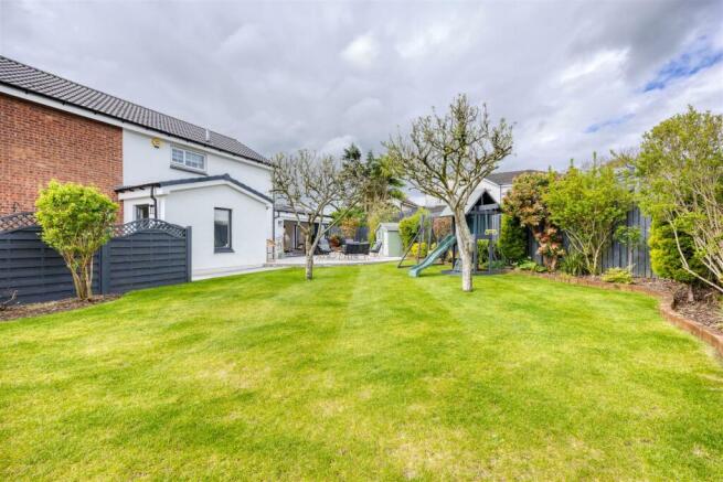 33_CLADDENS_PLACE_LENZIE_005.JPEG