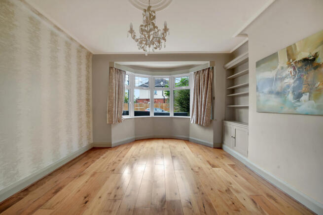 Buckingham Road, E11 photo 4