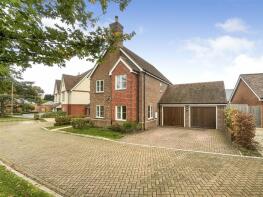 5, Beagley Close, Hartley Wintney, Hook RG27 8FB
