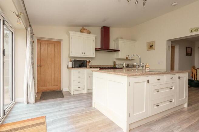 18BeckmeadowWay,Mundesley-39.jpg