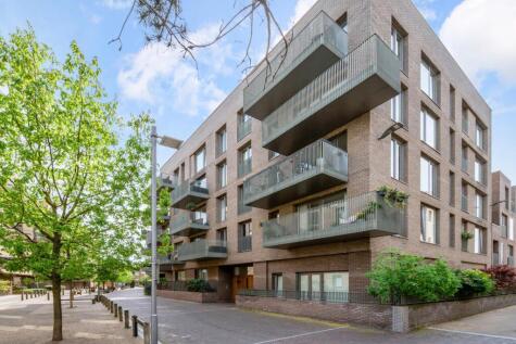 Bowline Court, Durham Wharf Drive, TW8