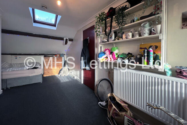 5 bed Terraced to rent Image 9