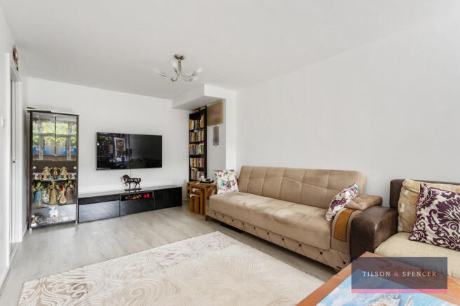 1908202114_TILS_9...