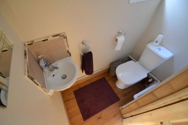 Cloakroom/w.c