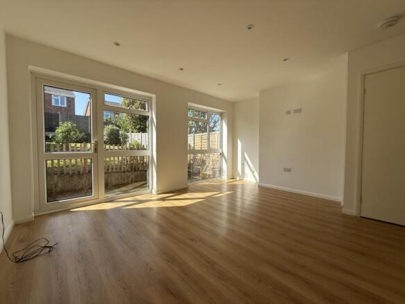 Lounge Dining Room 2