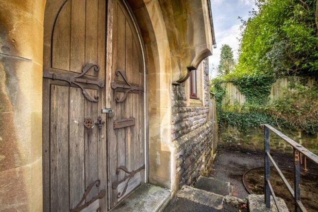 Photo 18