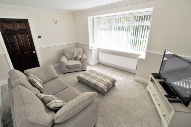 Sitting/Dining Room