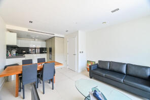 Flat 40, 91 Bezier Apartments, City Road, London EC1Y 1AF