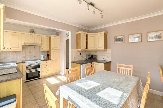 3 bed End of Terrace for sale Image 9
