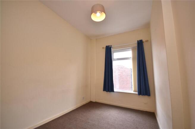 2 bed Terraced for sale Image 8