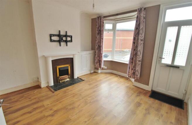 SITTING ROOM