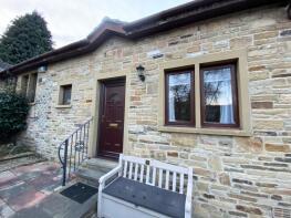 9, The Courtyard, Crosland Moor, Huddersfield HD4 5RF