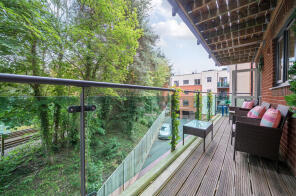Flat 38, 3 Stokes Lodge, Park Lane, Camberley GU15 3FU