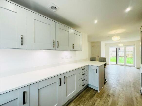 Open Plan Living / Dining Kitchen