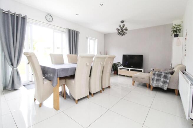 Kitchen/Family Room