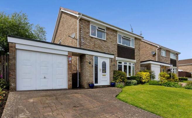 Garage & Driveway