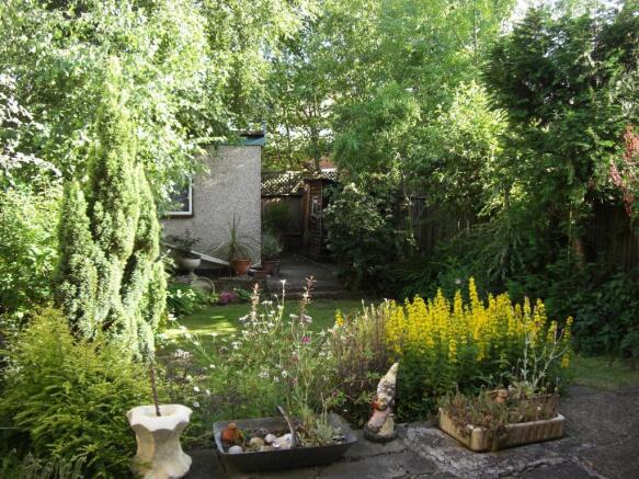 55' Sunny Garden