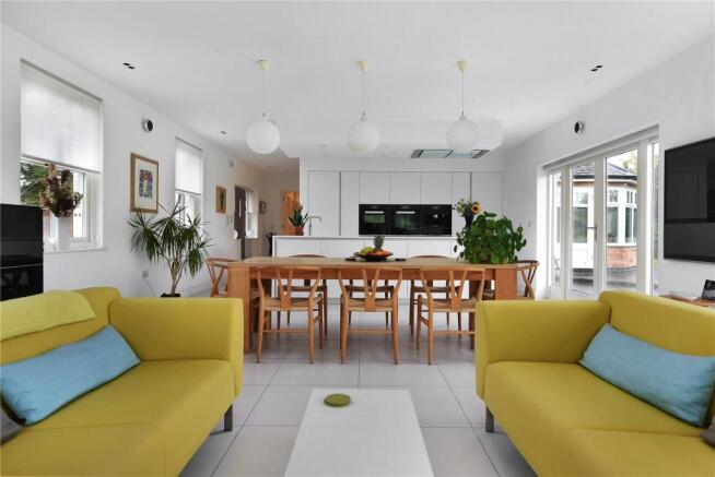 Living/Dining Kit