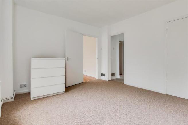 3_Main Bedroom-0.jpg