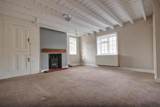 2 bed Detached for sale Image 3