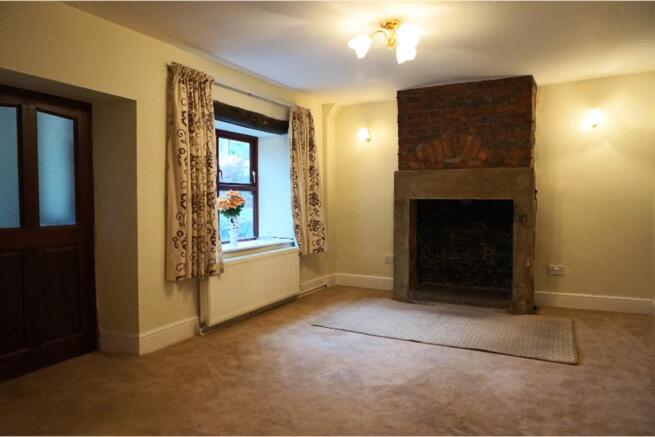 Lounge/Dining Room