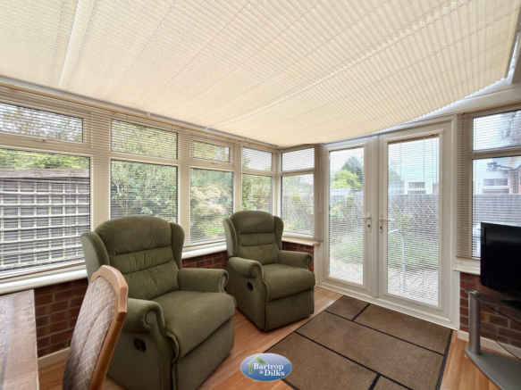 2 bed Semi-Detached Bungalow for sale Image 12