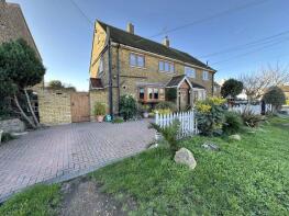 5 Casa Mia, The Green, Tilbury RM18 8TU