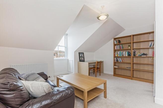 Bedroom 4/Living Rm
