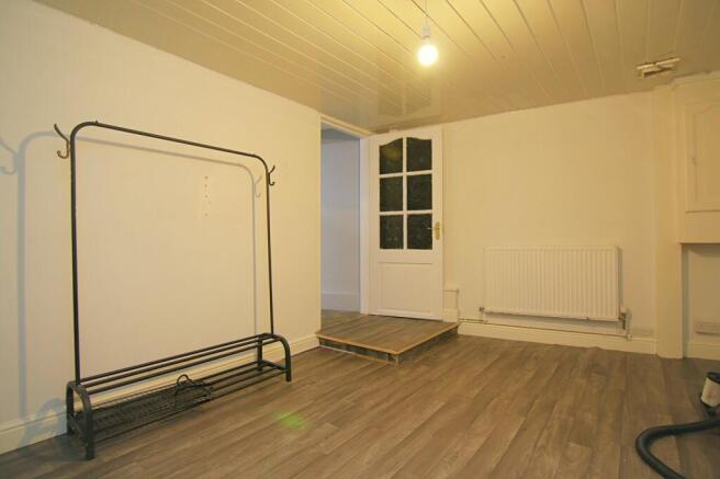 4 bed Terraced for sale Image 7