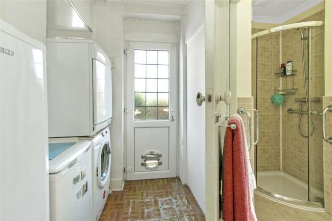 Utility/Shower Room